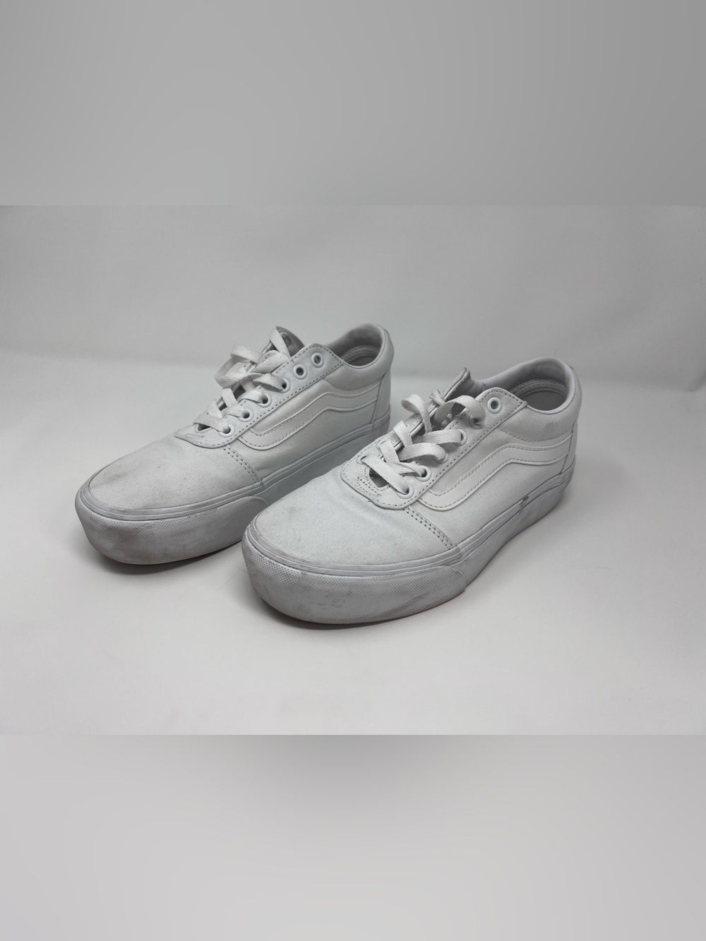VANS White Canvas Low-Top Sneakers Lace-Up Rubber Sole US 8.5